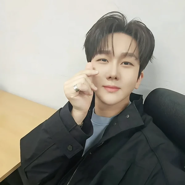 The most loved look of Kim Soochan today