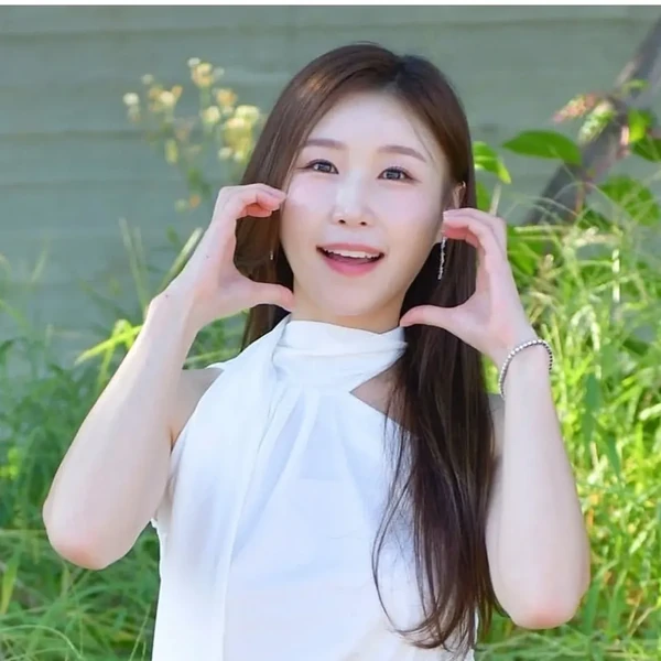 充满粉丝爱意的Lee Sona人气照片