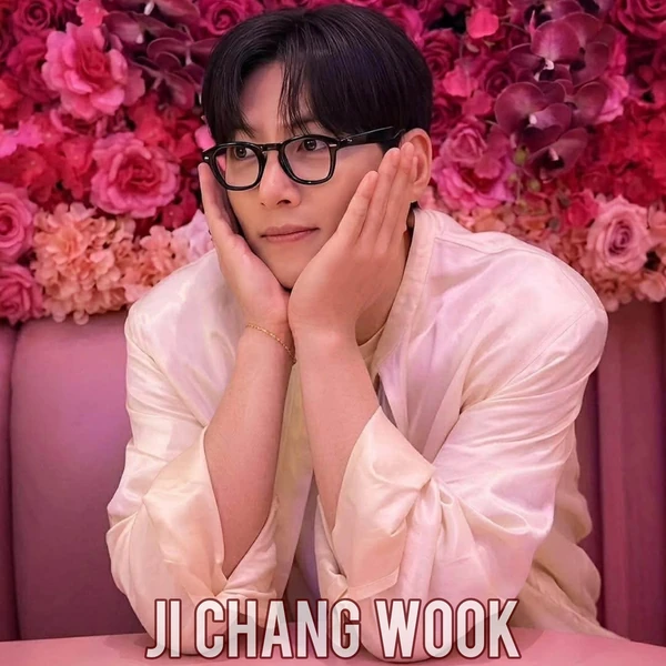 The most loved look of Ji Changwook today