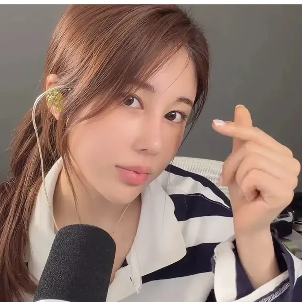 Penampilan Kim Soyou yang paling disukai hari ini