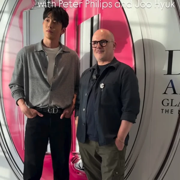 The most loved look of Nam Joohyuk today