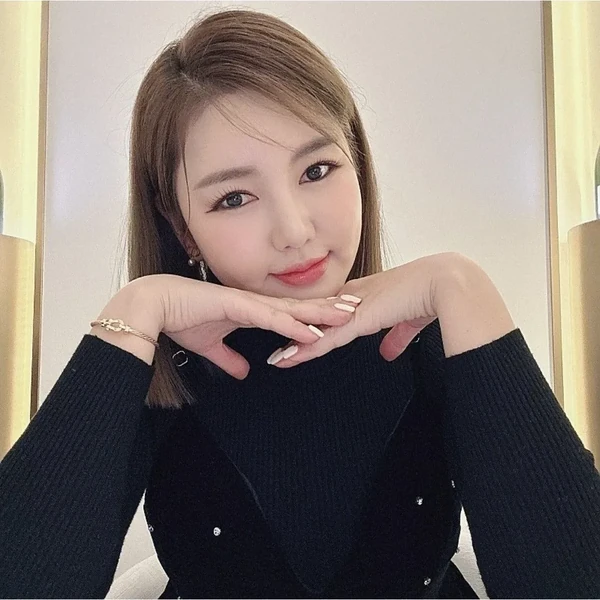 充滿粉絲愛的宋歌人人氣照片