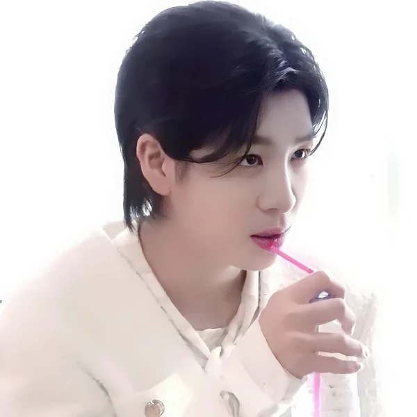 チョン・ドンウォンへのファンの愛が詰まった人気写真