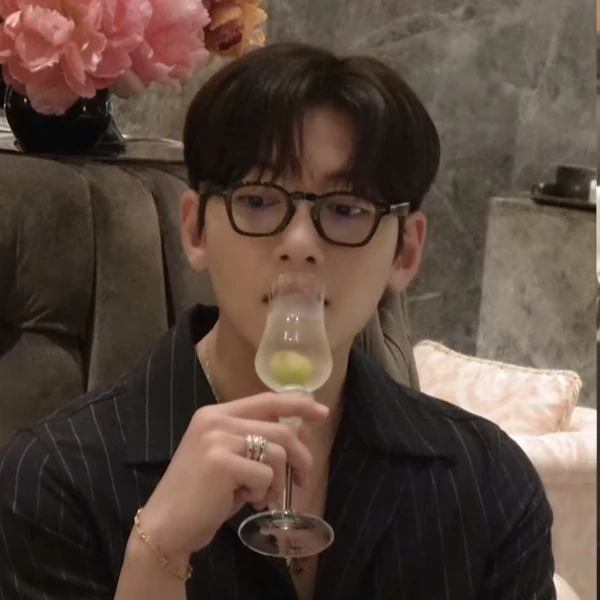 チ・チャンウクへのファンの愛が詰まった人気写真