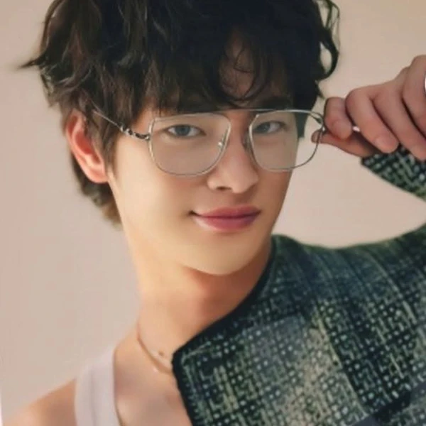 Penampilan Seo Inguk yang paling disukai hari ini