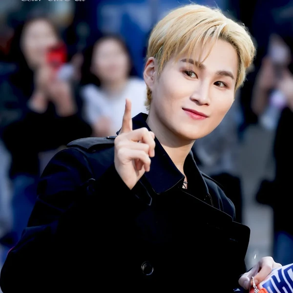 김희재 팬심 가득한 인기 사진