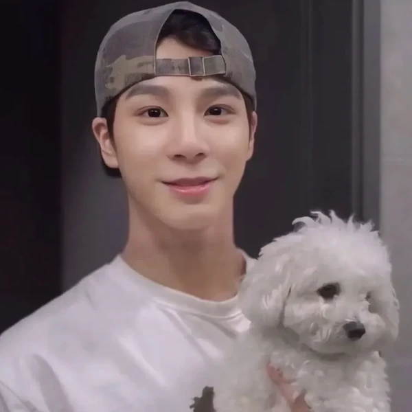 充满粉丝爱意的郑东元人气照片