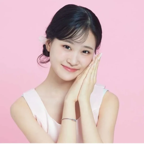 Momen terbaik Kim Dahyun pilihan penggemar