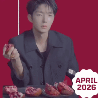 Foto populer Lee Joongi yang penuh cinta dari penggemar