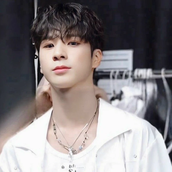 充满粉丝爱意的郑东元人气照片