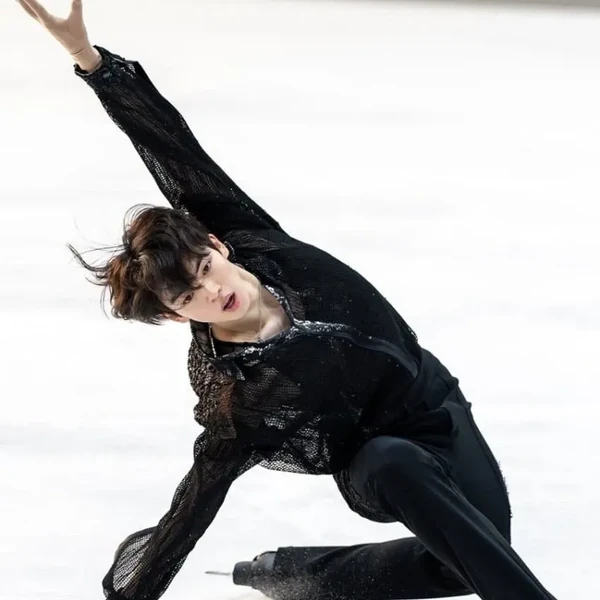 A brilliant moment of Cha Junhwan created by the fandom