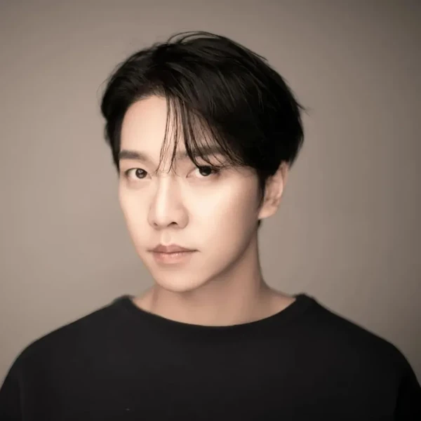 The most loved look of Lee Seunggi today