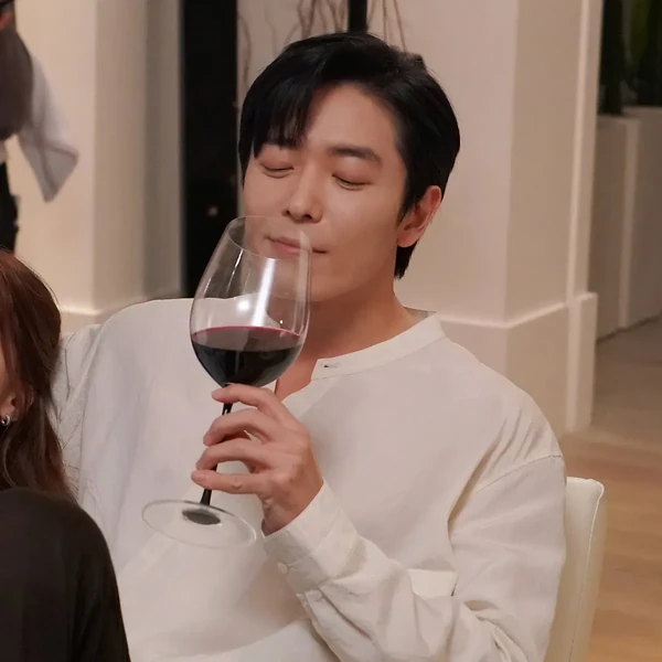 Top moment of Kim Jaewook chosen by fans