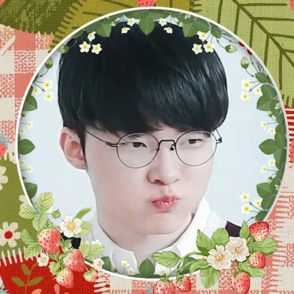 Today’s standout profile photo of Faker on Choeaedol Celeb