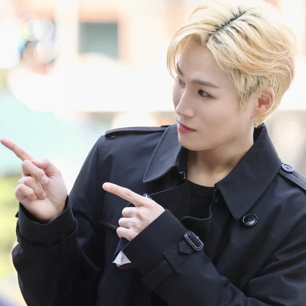 今天最受喜愛的金熙栽模樣