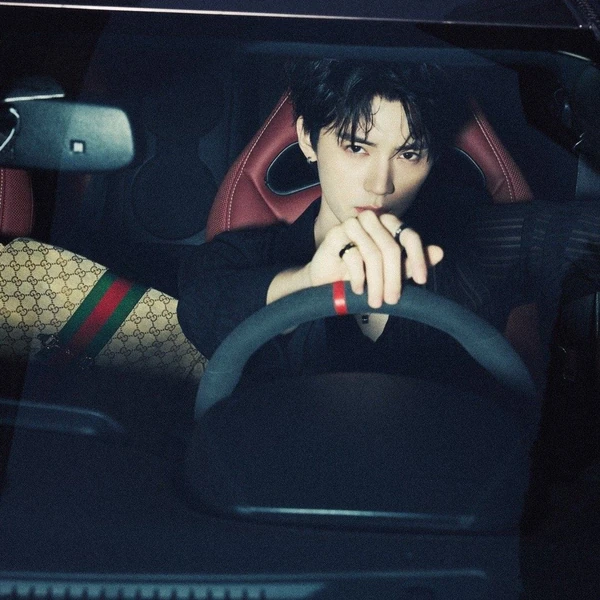 The most loved look of Zhou Yiran today