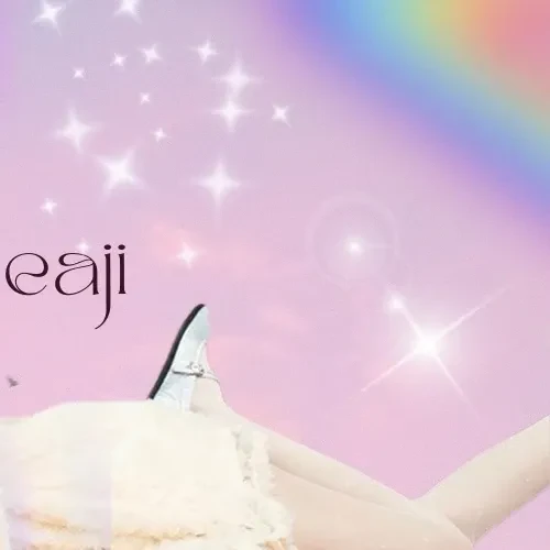 The most loved look of Seo Yeaji today