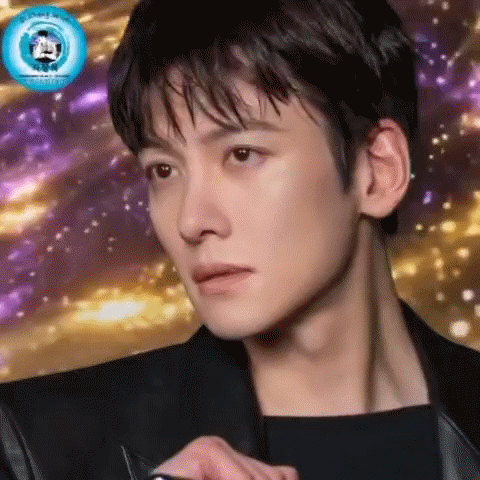 充满粉丝爱意的池昌旭人气照片