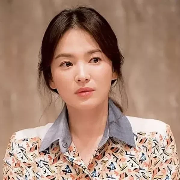 The most loved look of Song Hyekyo today