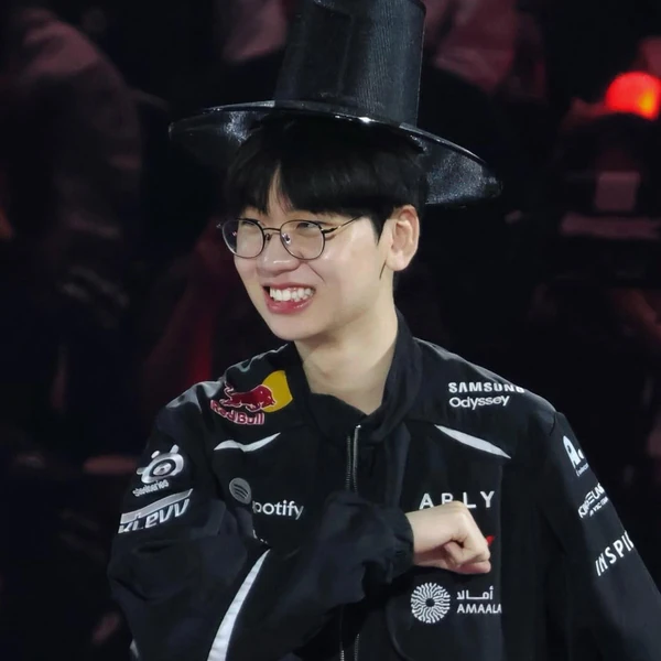 Representative photo of Doran showing their charm