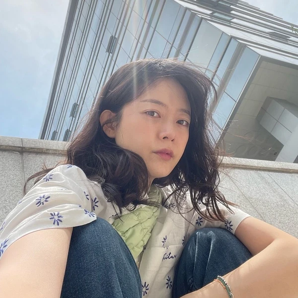 The most loved look of Jeon Somin today