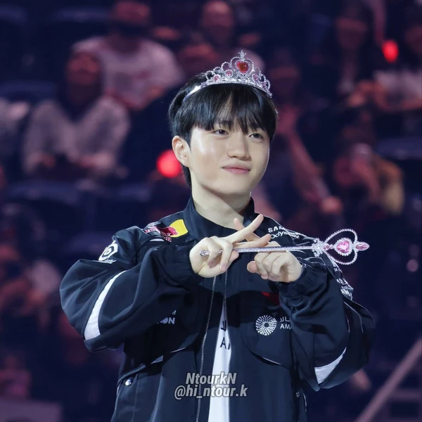 Foto profil populer Keria yang dipilih melalui voting