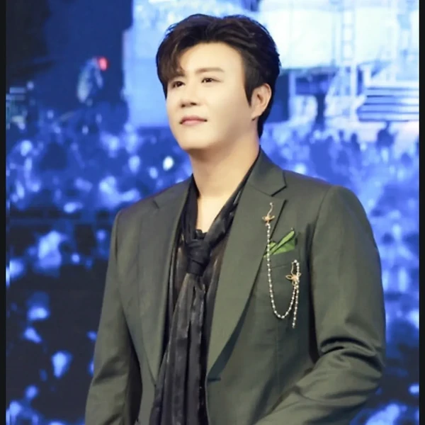 진해성 팬심 가득한 인기 사진