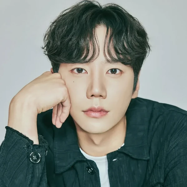 The most loved look of Lee Junyoung today