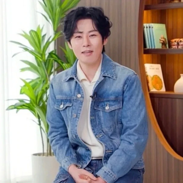 The most loved look of Kang Moonkyung today