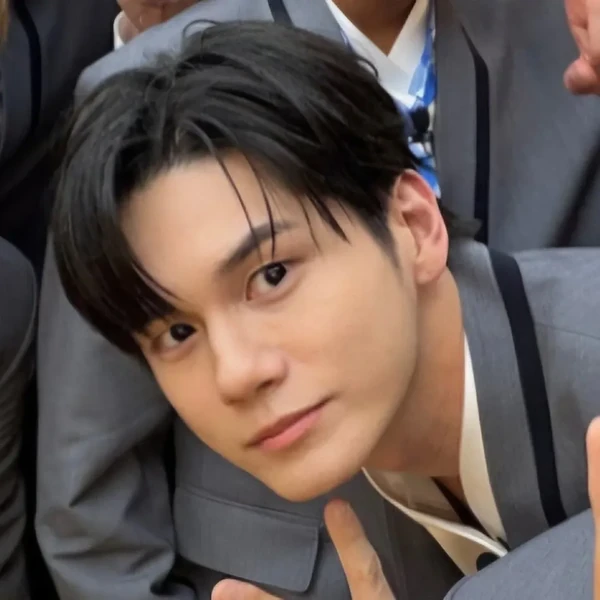 Penampilan Ong Seongwu yang paling disukai hari ini