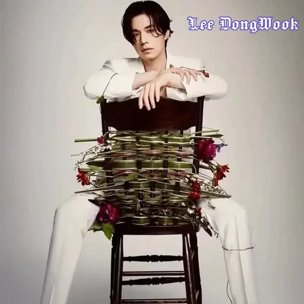 Today’s standout profile photo of Lee Dongwook on Choeaedol Celeb