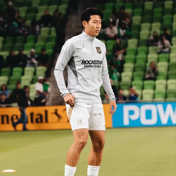 Foto profil populer Son Heungmin yang disukai penggemar