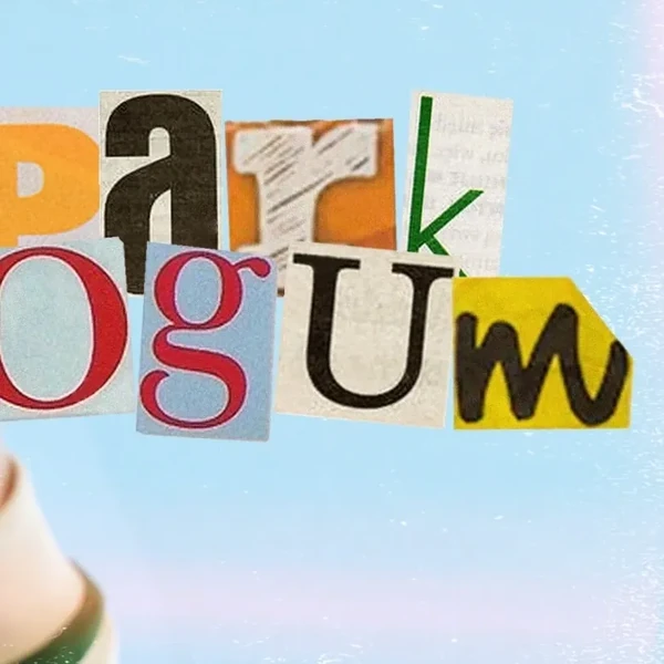 Popular photo full of fans’ love for Park Bogum