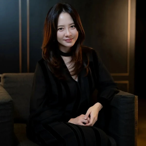 Penampilan Song Jihyo yang paling disukai hari ini