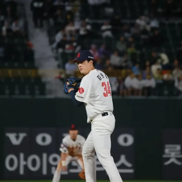 通过投票选出的Kim Wonjung人气头像图像