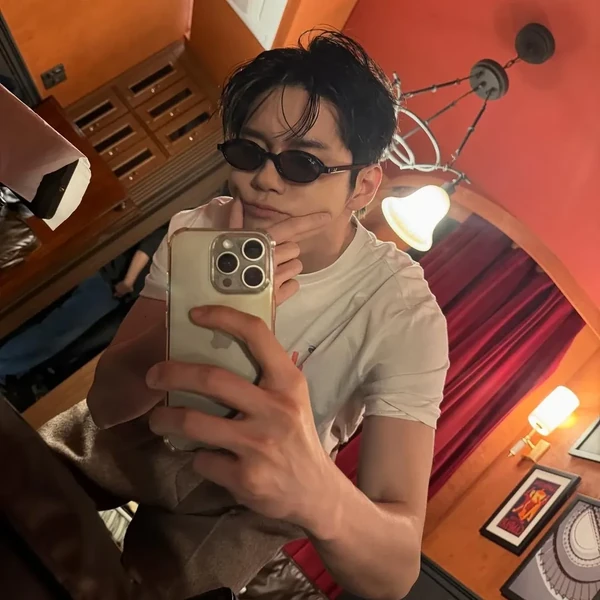 옹성우 팬심 가득한 인기 사진