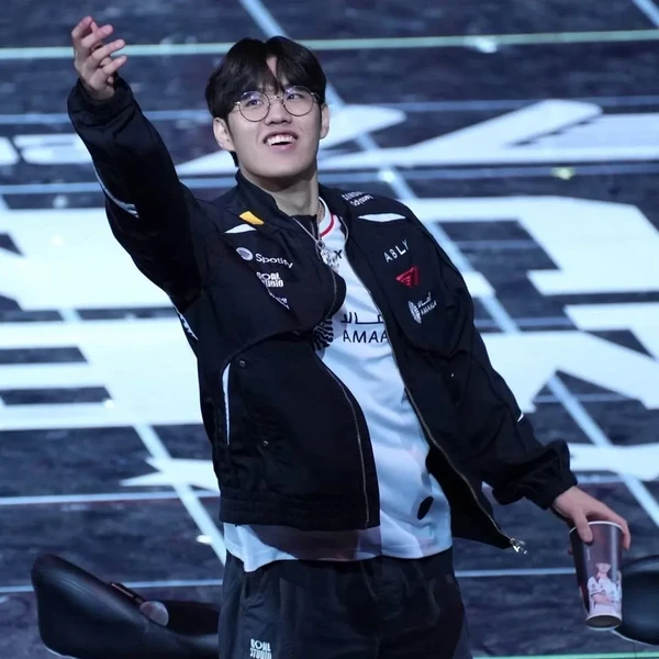 Popular profile photo of Oner loved by fans