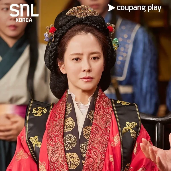 Penampilan Song Jihyo yang paling disukai hari ini