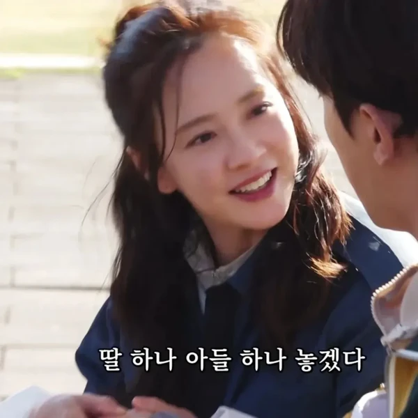 Momen terbaik Song Jihyo pilihan penggemar
