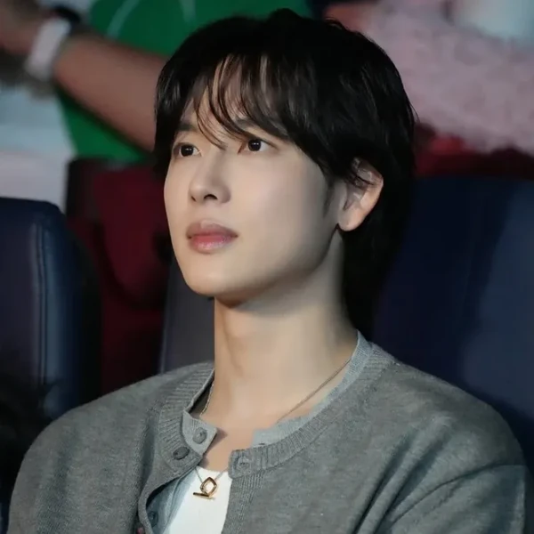 Top moment of Yim Siwan chosen by fans