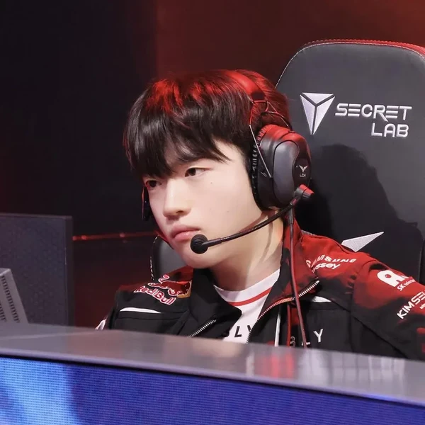 Top moment of Keria chosen by fans