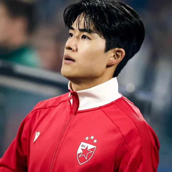 Today’s standout profile photo of Seol Youngwoo on Choeaedol Celeb
