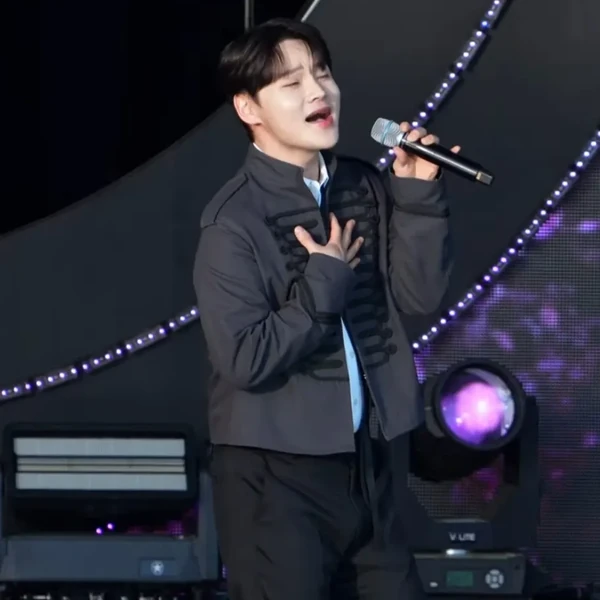 오늘 가장 사랑받은 박서진의 모습