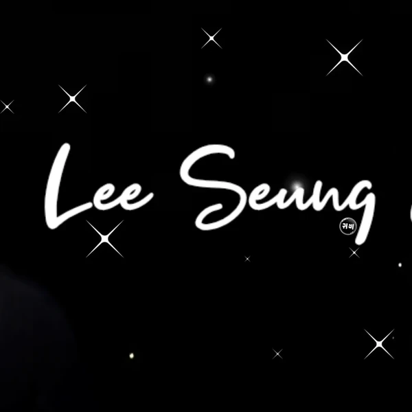 Foto populer Lee Seunggi yang penuh cinta dari penggemar