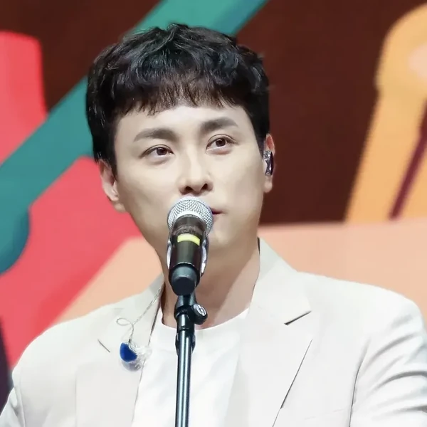 Top moment of Min Kyunghoon chosen by fans