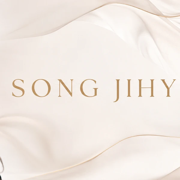Penampilan Song Jihyo yang paling disukai hari ini