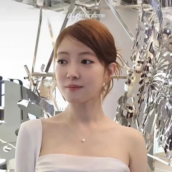 Popular photo full of fans’ love for Lee Seyoung