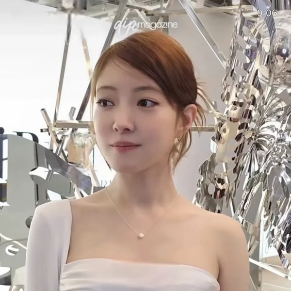 The most loved look of Lee Seyoung today