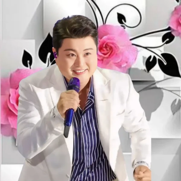 Foto populer Kim Hojoong yang penuh cinta dari penggemar
