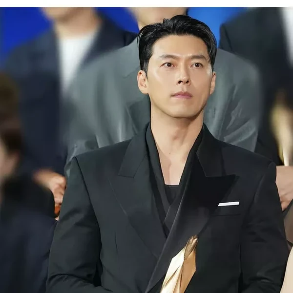 오늘 가장 사랑받은 현빈의 모습
